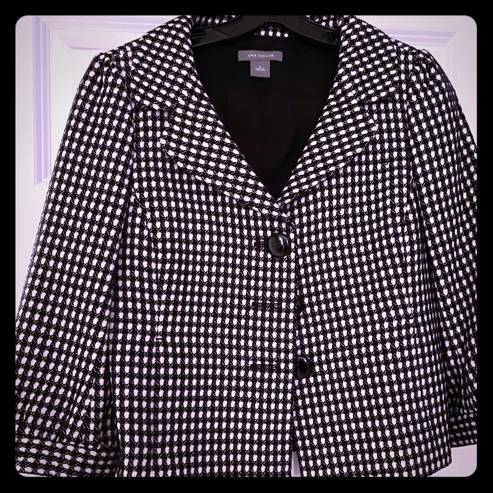 Black and white cropped suit jacket